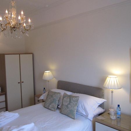 Bed and Breakfast The Shirley Торкі Екстер'єр фото