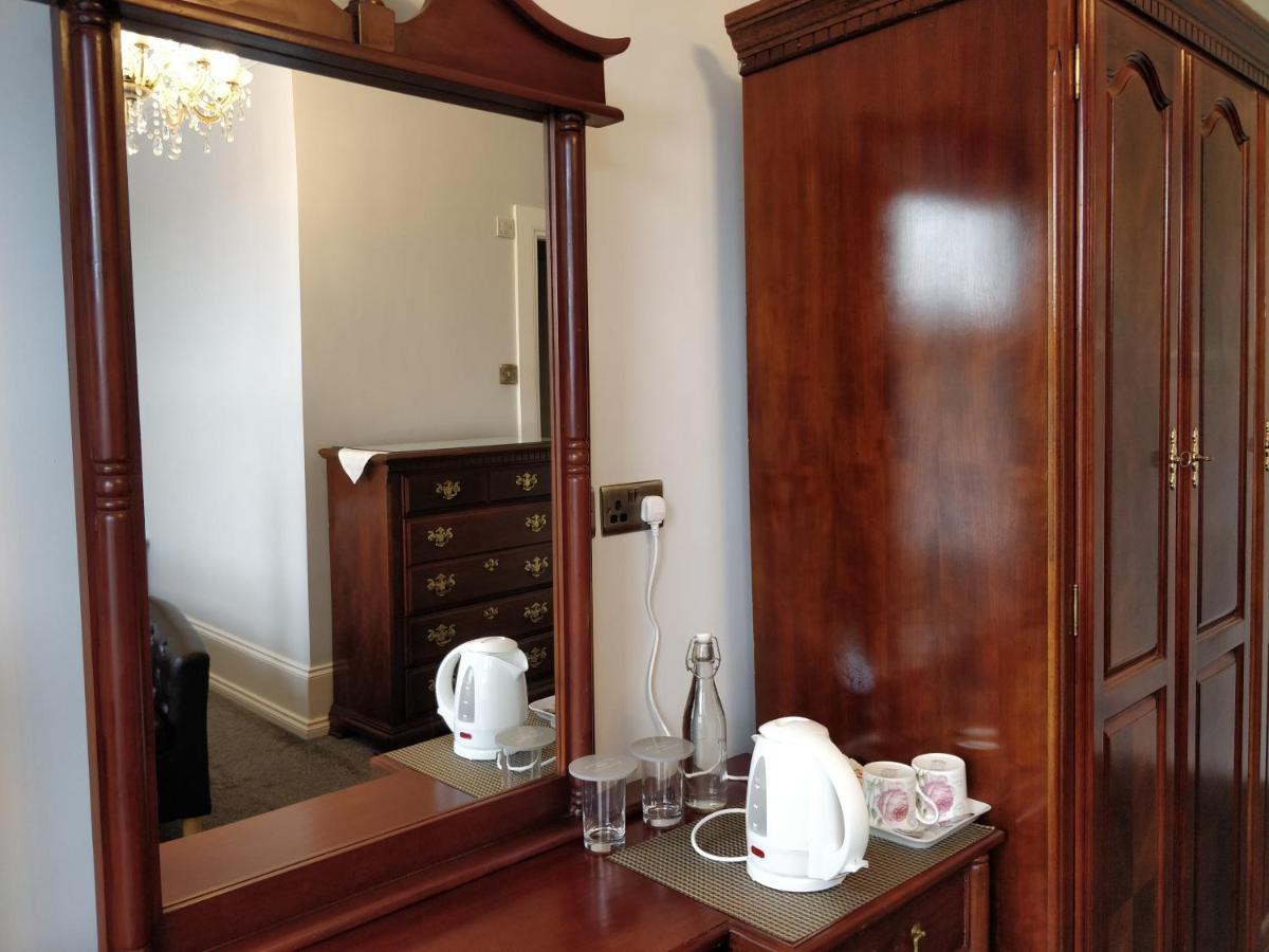 Bed and Breakfast The Shirley Торкі Екстер'єр фото