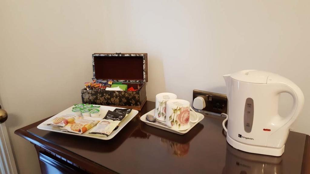 Bed and Breakfast The Shirley Торкі Екстер'єр фото