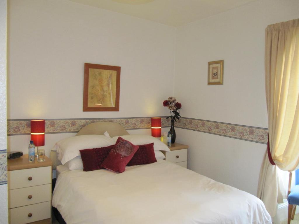 Bed and Breakfast The Shirley Торкі Номер фото